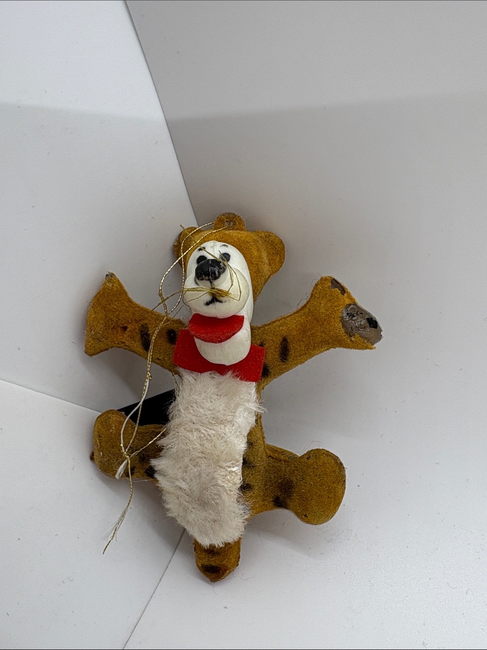 VTG Tigger 70s Flocked Winnie the Pooh Ornament